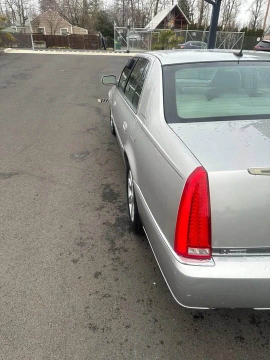 2007 Cadillac DTS - Image 3 of 20