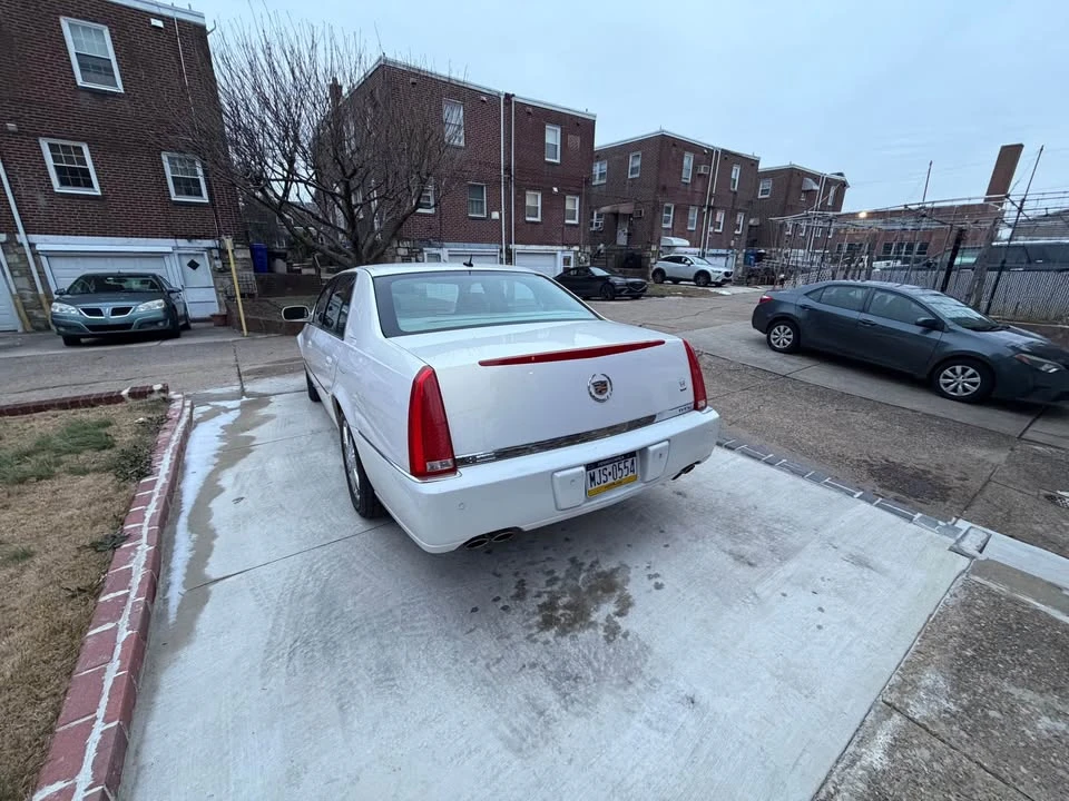 2007 Cadillac DTS - Image 5 of 8