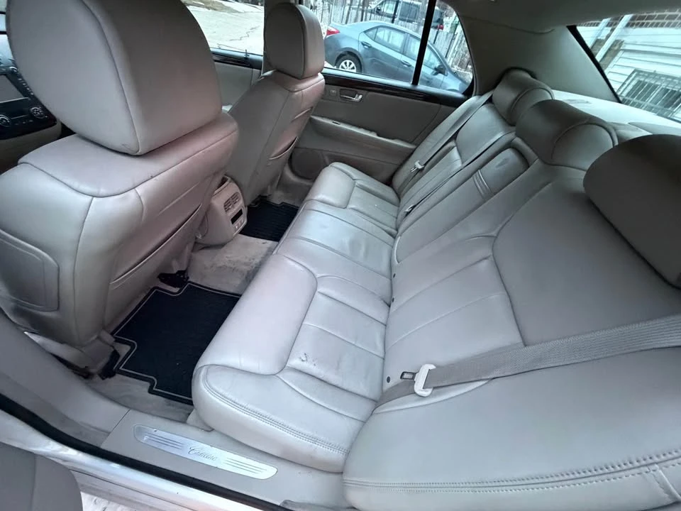 2007 Cadillac DTS - Image 7 of 8