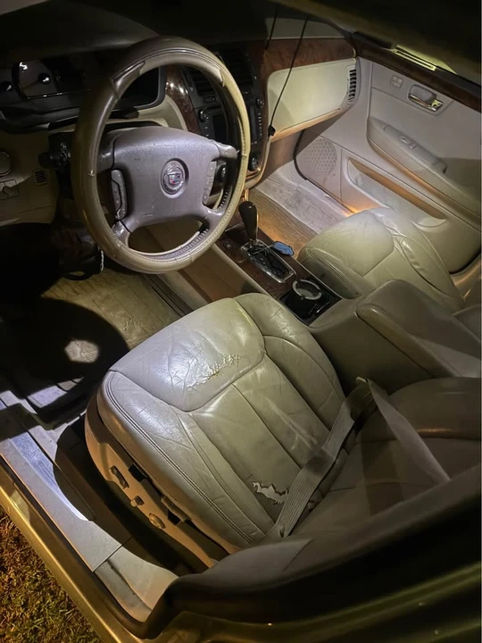 2007 Cadillac DTS - Image 6 of 7