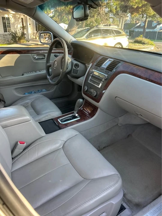 2007 Cadillac DTS - Image 7 of 13