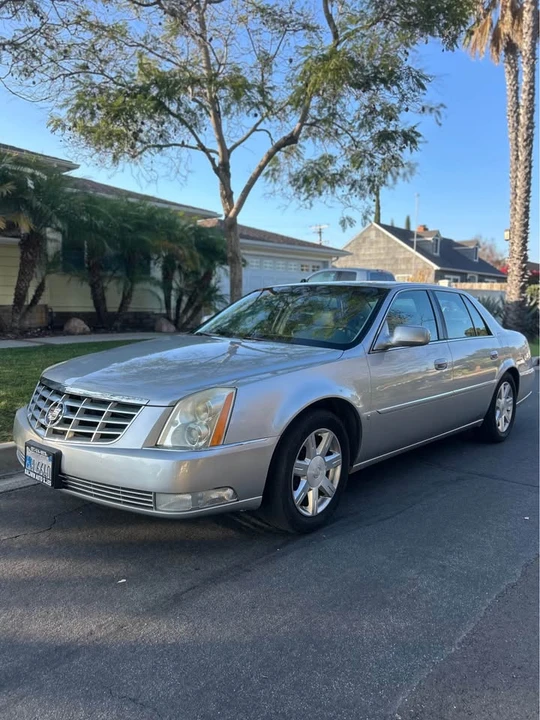 2007 Cadillac DTS - Image 3 of 13
