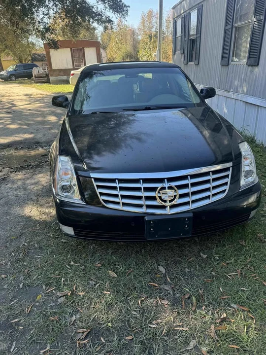 2007 Cadillac DTS - Image 2 of 2