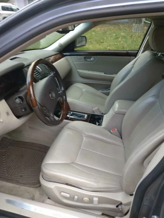 2007 Cadillac DTS - Image 6 of 15