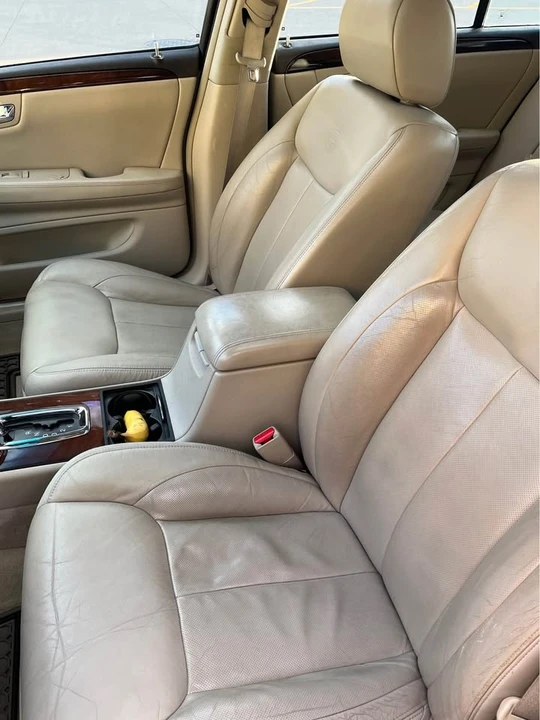 2007 Cadillac DTS - Image 2 of 9