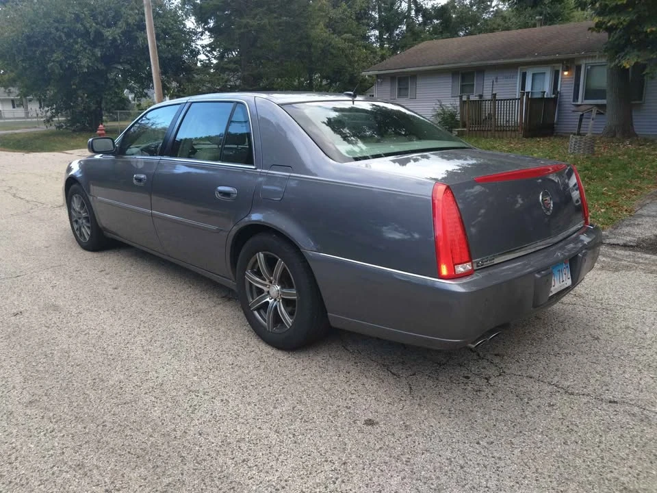 2007 Cadillac DTS - Image 4 of 15
