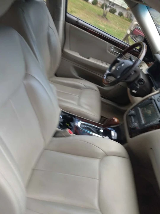 2007 Cadillac DTS - Image 9 of 15