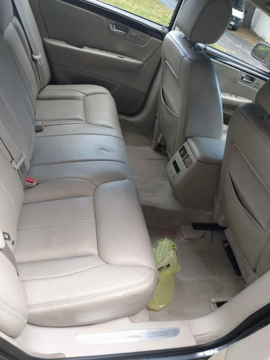2007 Cadillac DTS - Image 12 of 15