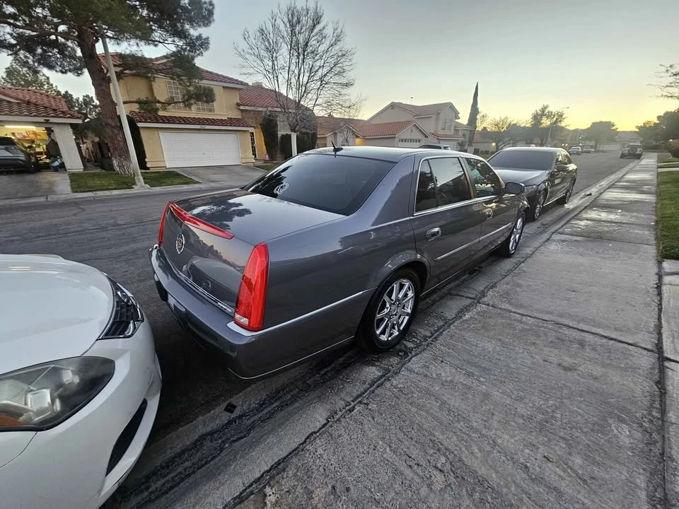 2007 Cadillac DTS - Image 4 of 12