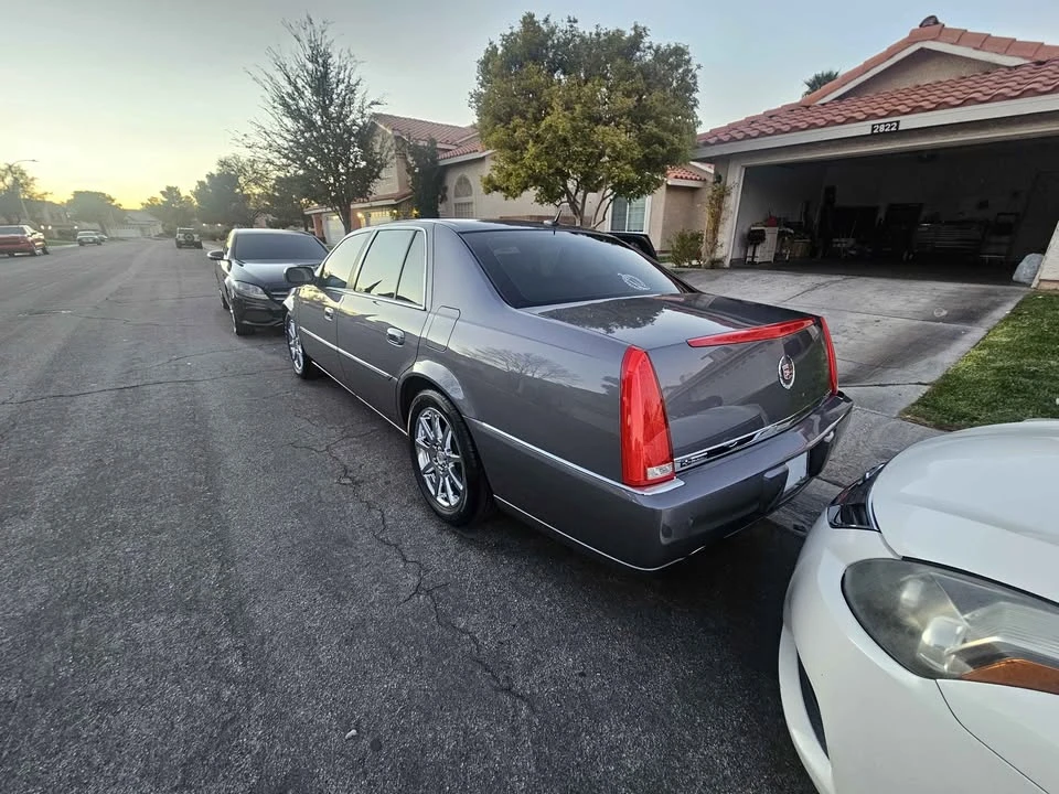 2007 Cadillac DTS - Image 3 of 12