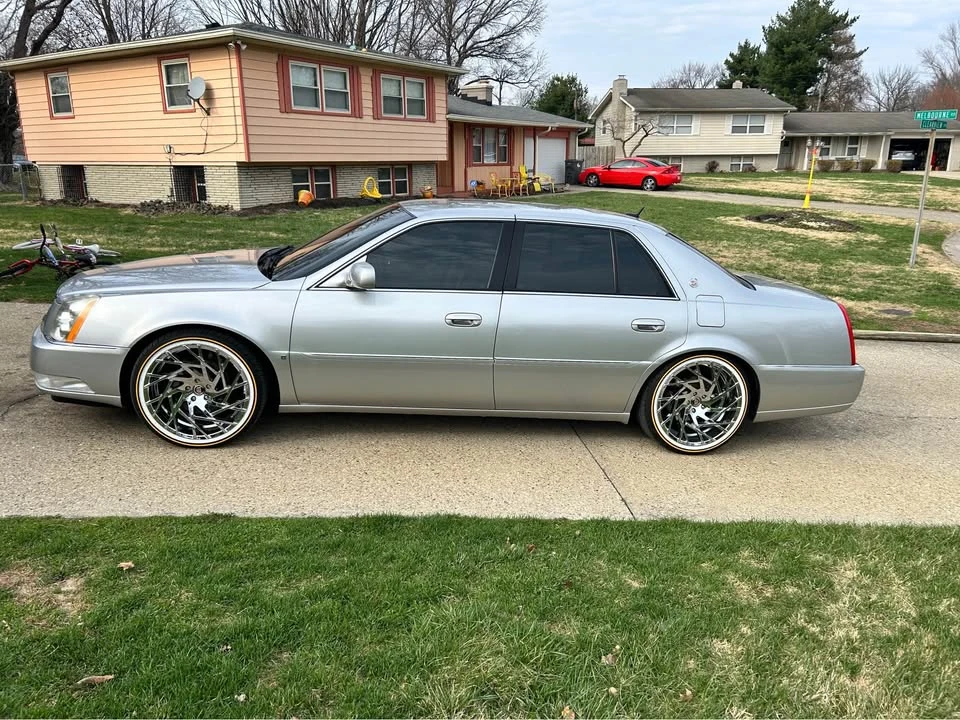 2007 Cadillac DTS - Image 4 of 12