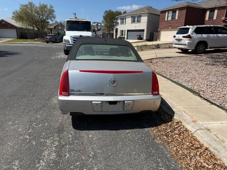 2007 Cadillac DTS - Image 5 of 8