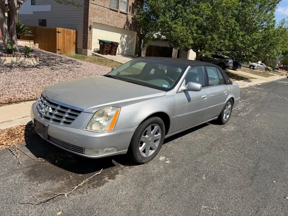 2007 Cadillac DTS - Image 3 of 8