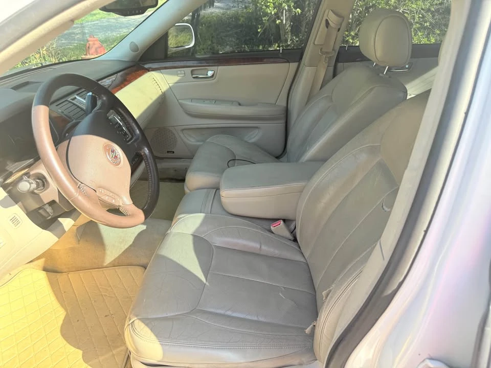 2007 Cadillac DTS - Image 6 of 7