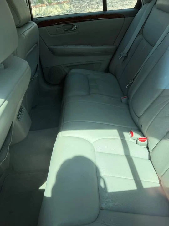 2007 Cadillac DTS - Image 7 of 8