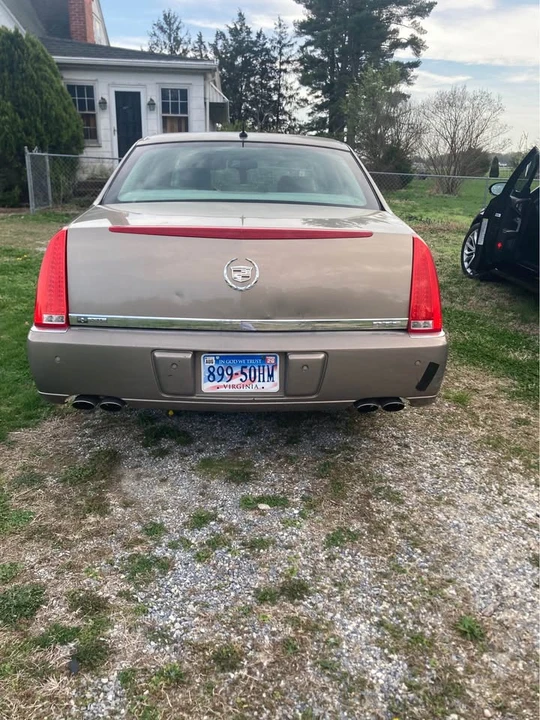 2007 Cadillac DTS - Image 4 of 8