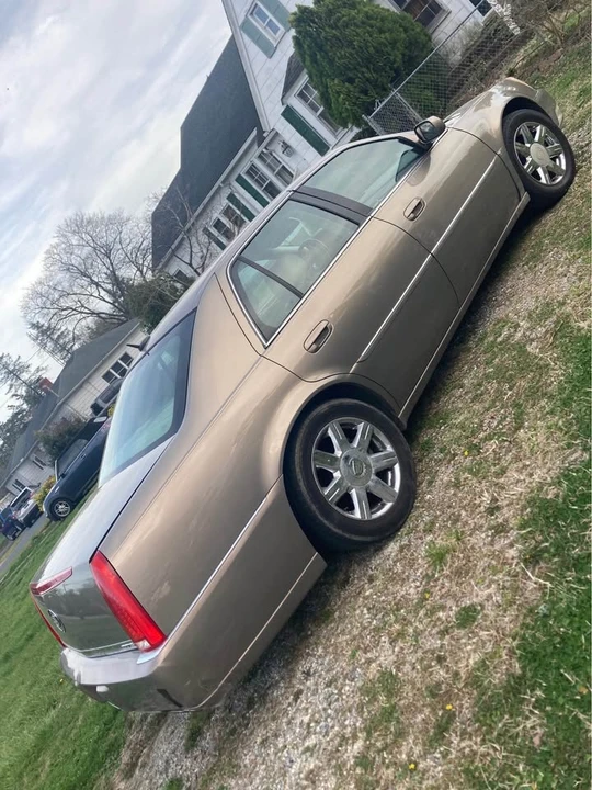 2007 Cadillac DTS - Image 3 of 8