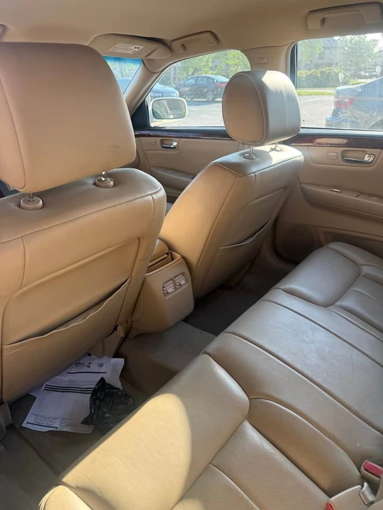2007 Cadillac DTS - Image 11 of 11