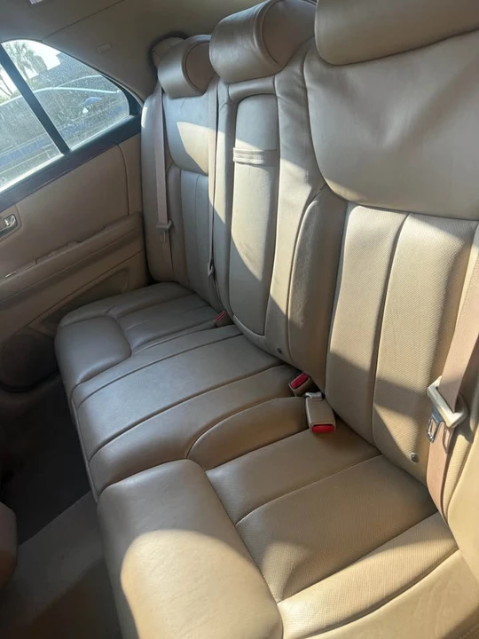 2007 Cadillac DTS - Image 8 of 11