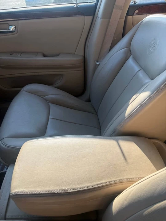 2007 Cadillac DTS - Image 10 of 11