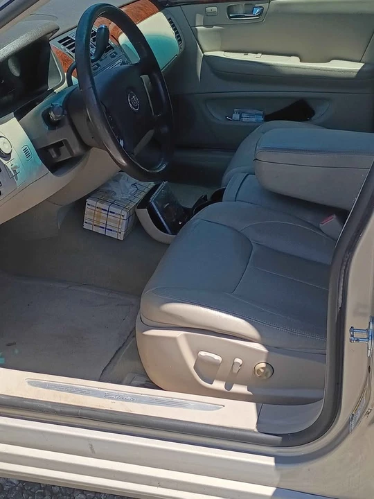 2007 Cadillac DTS - Image 4 of 6