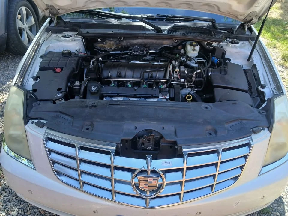 2007 Cadillac DTS - Image 9 of 9