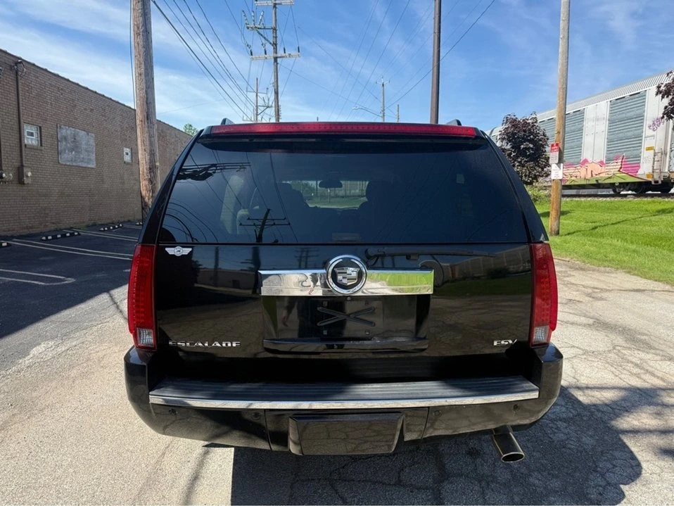 2007 Cadillac Escalade & EXT 3rd Gen - Image 4 of 16
