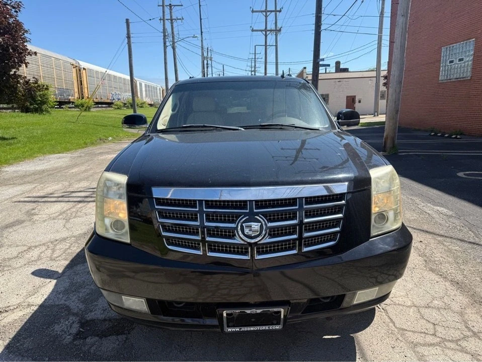 2007 Cadillac Escalade & EXT 3rd Gen - Image 8 of 16
