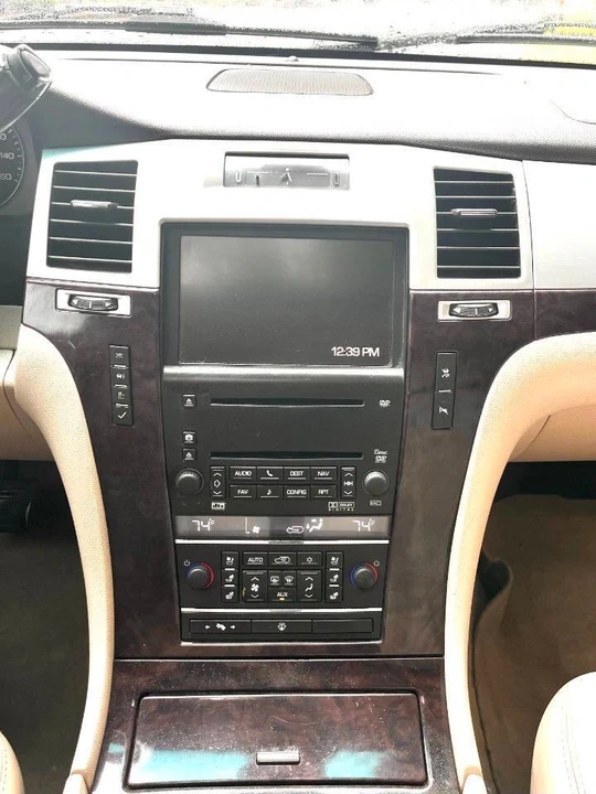 2007 Cadillac Escalade & EXT 3rd Gen - Image 6 of 9