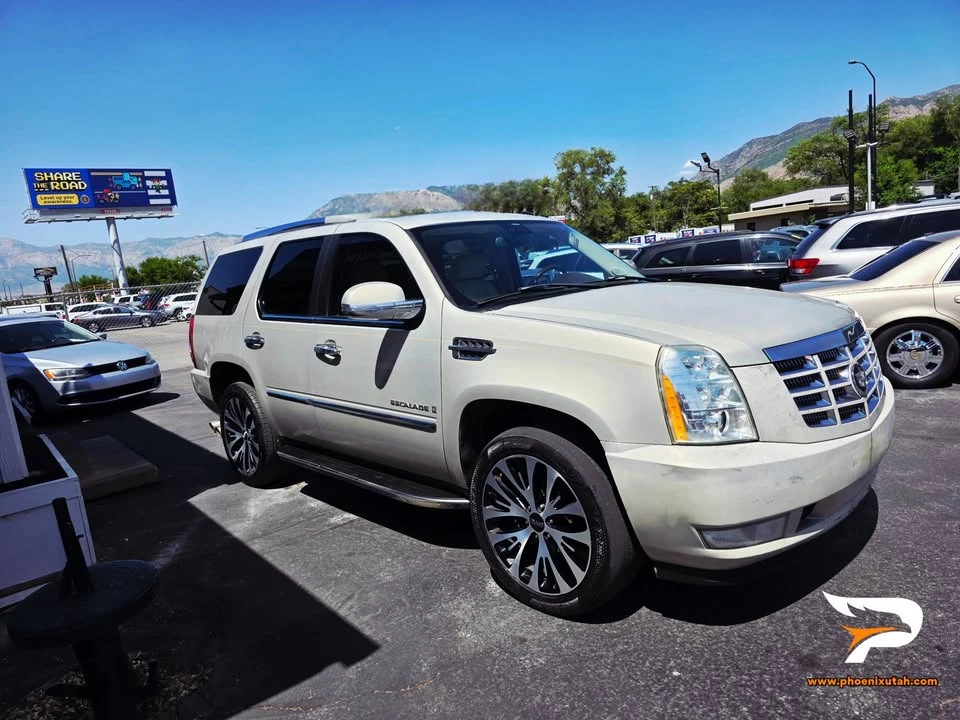 2007 Cadillac Escalade & EXT 3rd Gen - Image 3 of 18