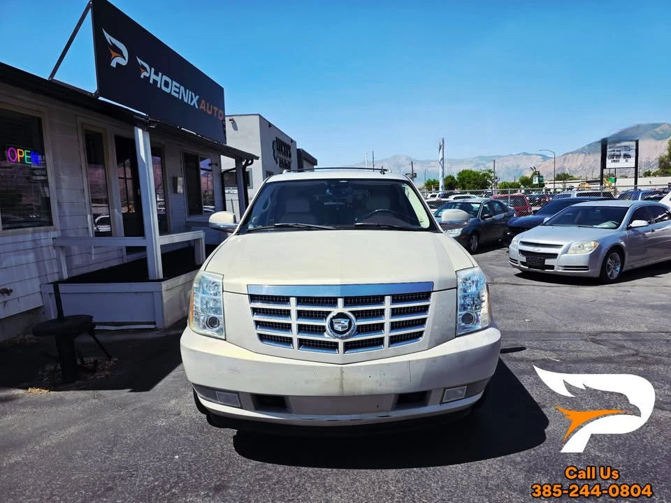 2007 Cadillac Escalade & EXT 3rd Gen - Image 2 of 18