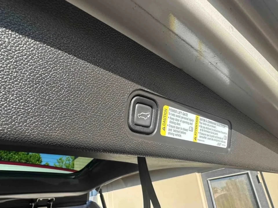 2007 Cadillac Escalade & EXT 3rd Gen - Image 6 of 12