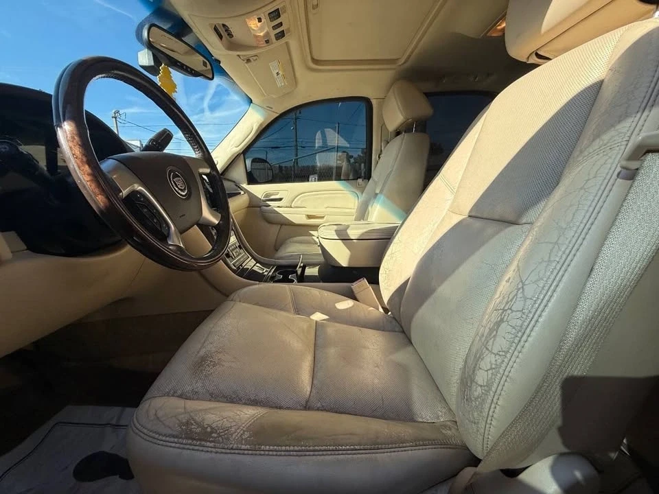 2007 Cadillac Escalade & EXT 3rd Gen - Image 14 of 20