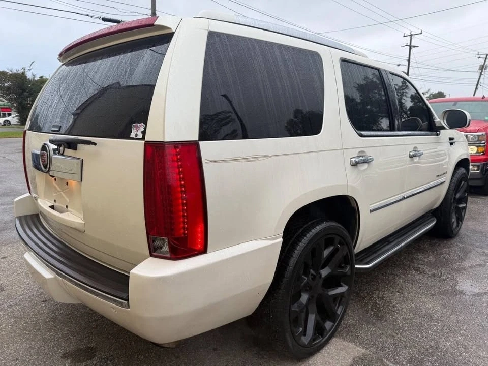 2007 Cadillac Escalade & EXT 3rd Gen - Image 7 of 20