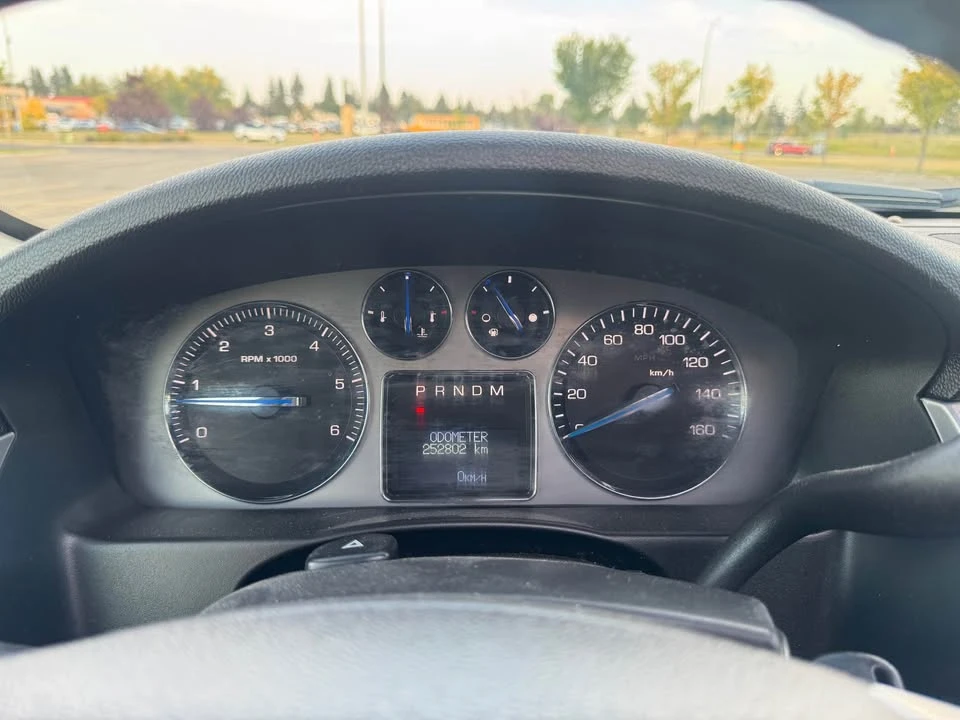 2007 Cadillac Escalade & EXT 3rd Gen - Image 9 of 10