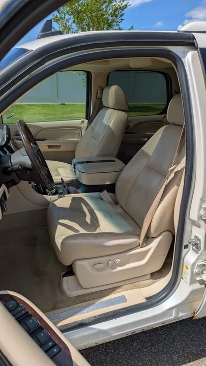 2007 Cadillac Escalade & EXT 3rd Gen - Image 11 of 12