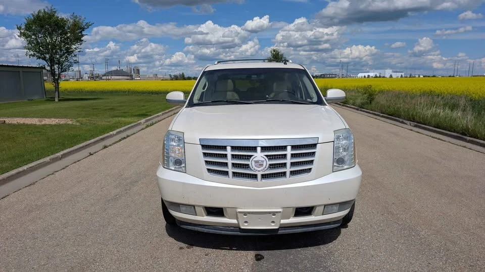 2007 Cadillac Escalade & EXT 3rd Gen - Image 6 of 12