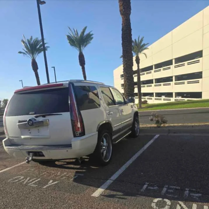 2007 Cadillac Escalade & EXT 3rd Gen - Image 7 of 7