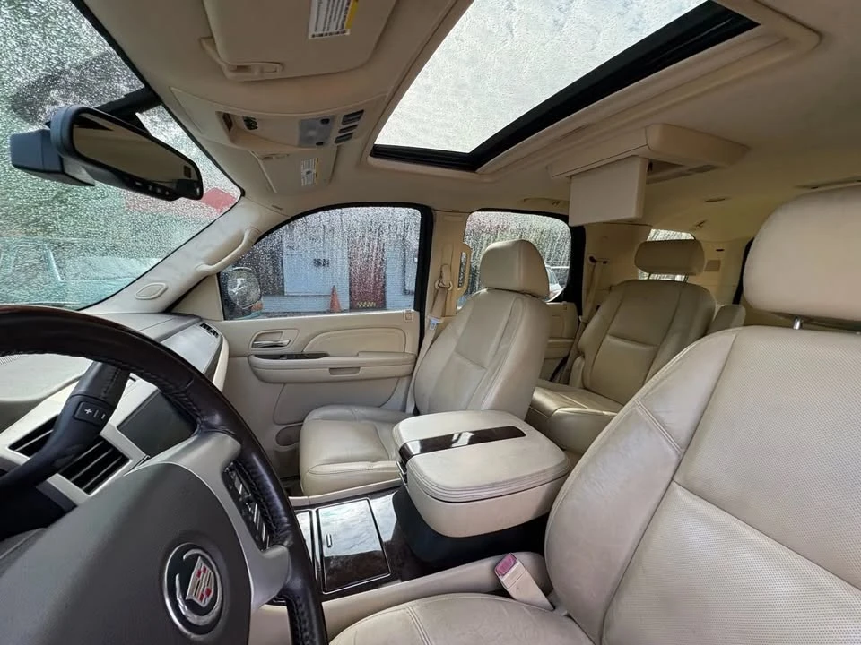 2007 Cadillac Escalade & EXT 3rd Gen - Image 11 of 19