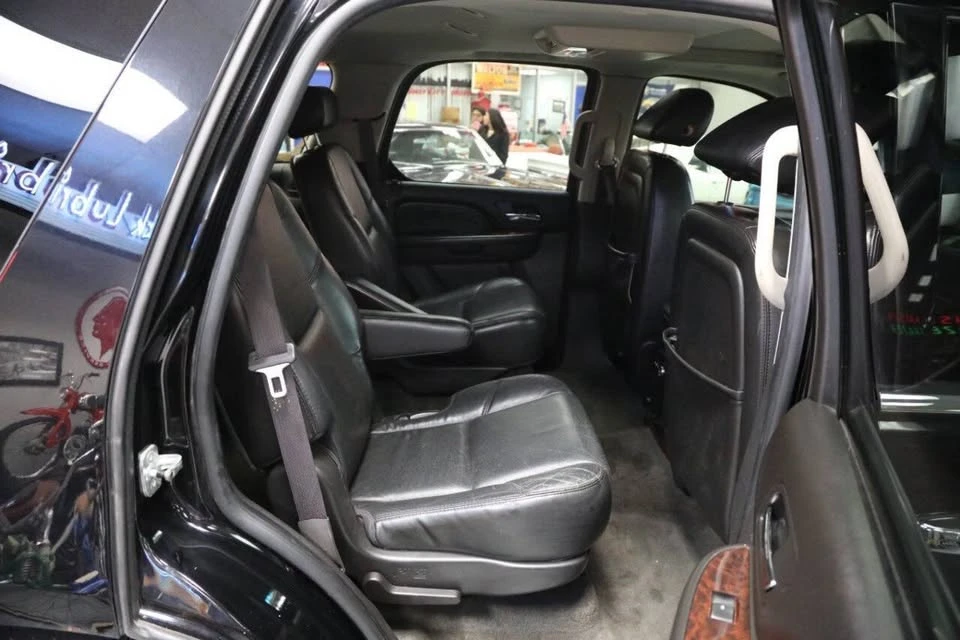 2007 Cadillac Escalade & EXT 3rd Gen - Image 17 of 19