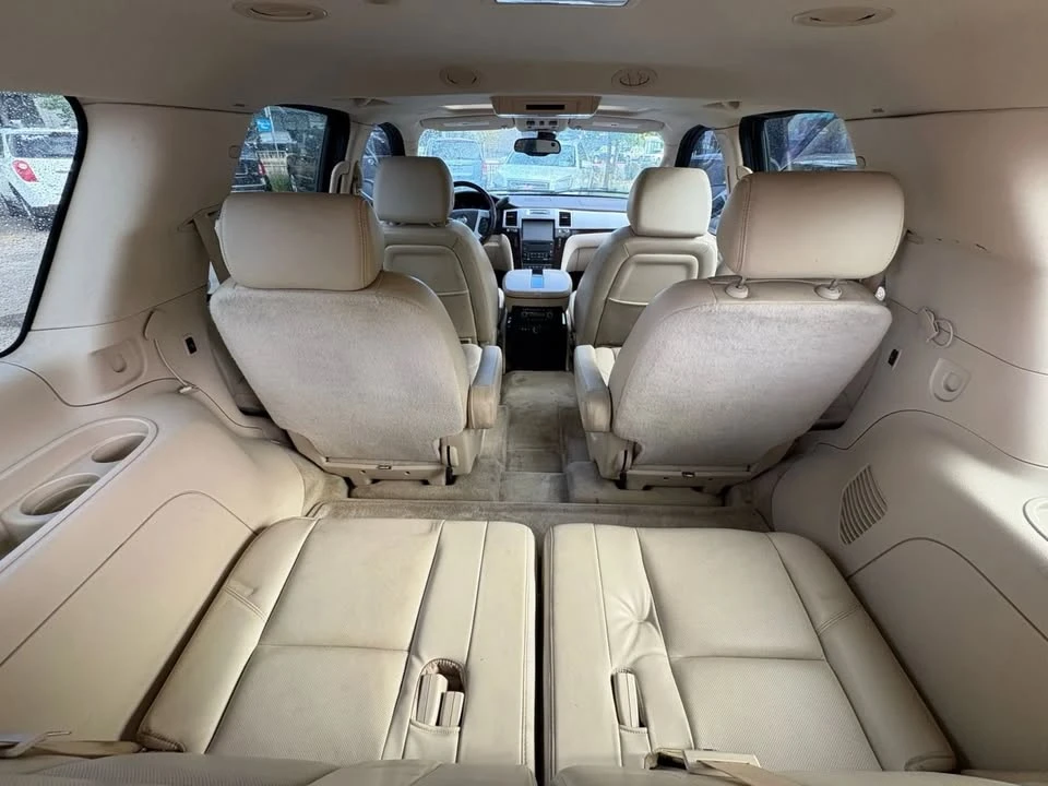 2007 Cadillac Escalade & EXT 3rd Gen - Image 19 of 19