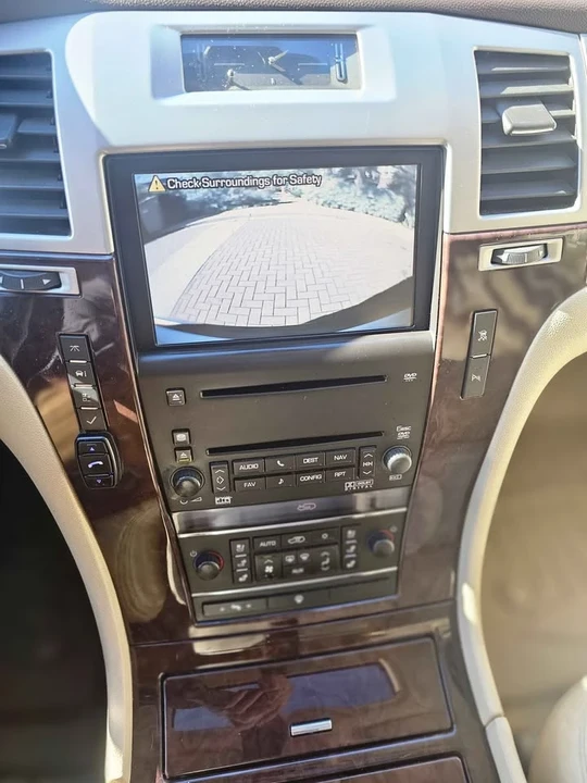 2007 Cadillac Escalade & EXT 3rd Gen - Image 11 of 11