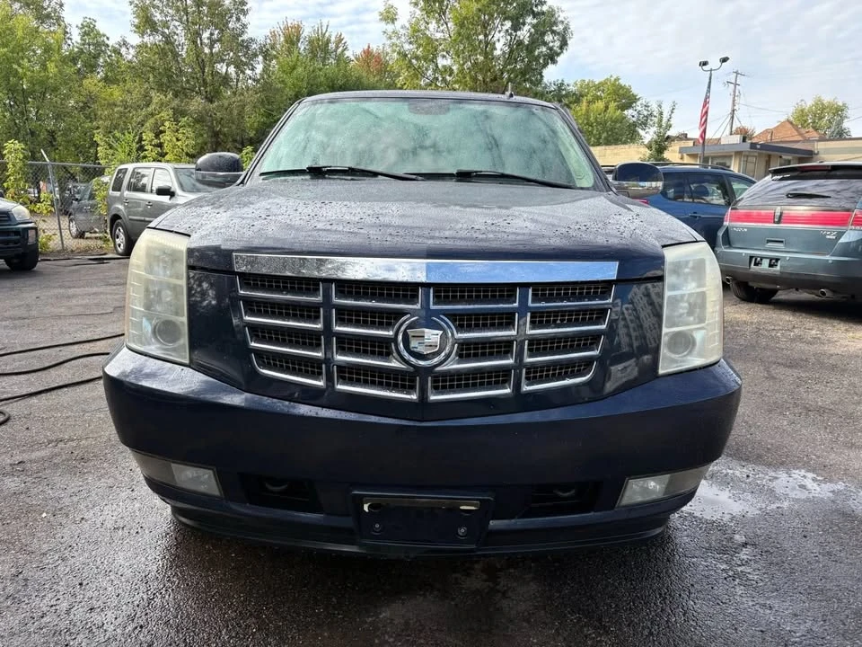2007 Cadillac Escalade & EXT 3rd Gen - Image 3 of 19