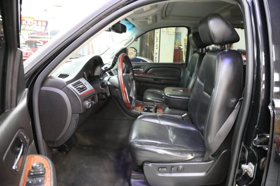 2007 Cadillac Escalade & EXT 3rd Gen - Image 13 of 19