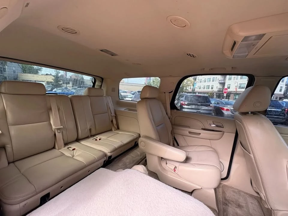 2007 Cadillac Escalade & EXT 3rd Gen - Image 18 of 19