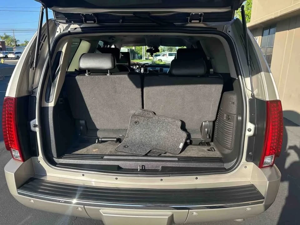 2007 Cadillac Escalade & EXT 3rd Gen - Image 12 of 12