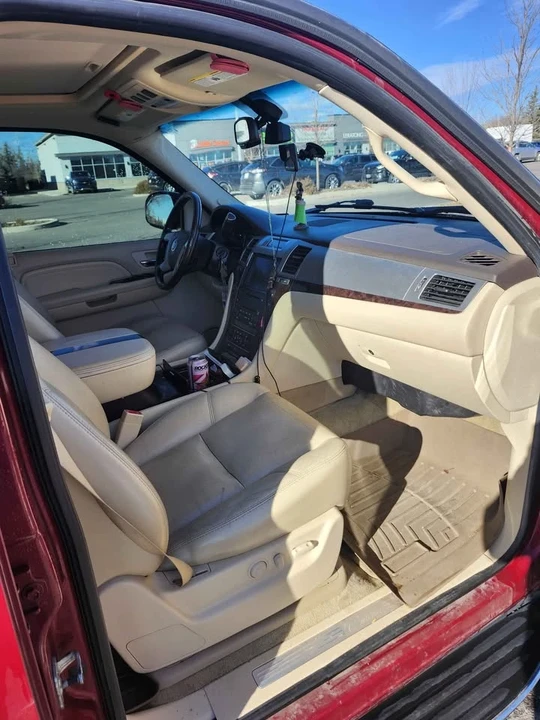 2007 Cadillac Escalade & EXT 3rd Gen - Image 6 of 10