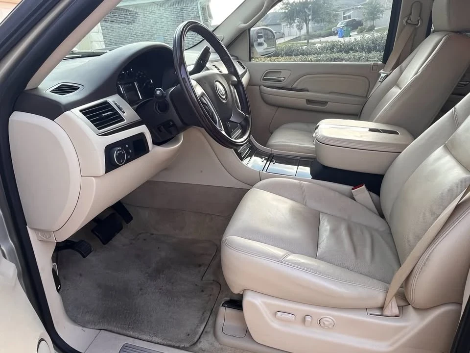 2007 Cadillac Escalade & EXT 3rd Gen - Image 5 of 13