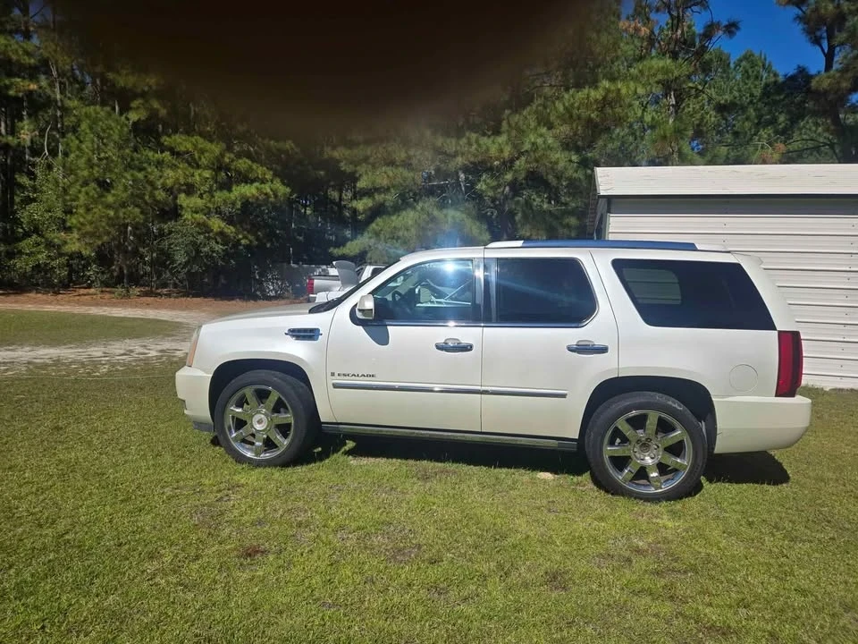 2007 Cadillac Escalade & EXT 3rd Gen - Image 9 of 10