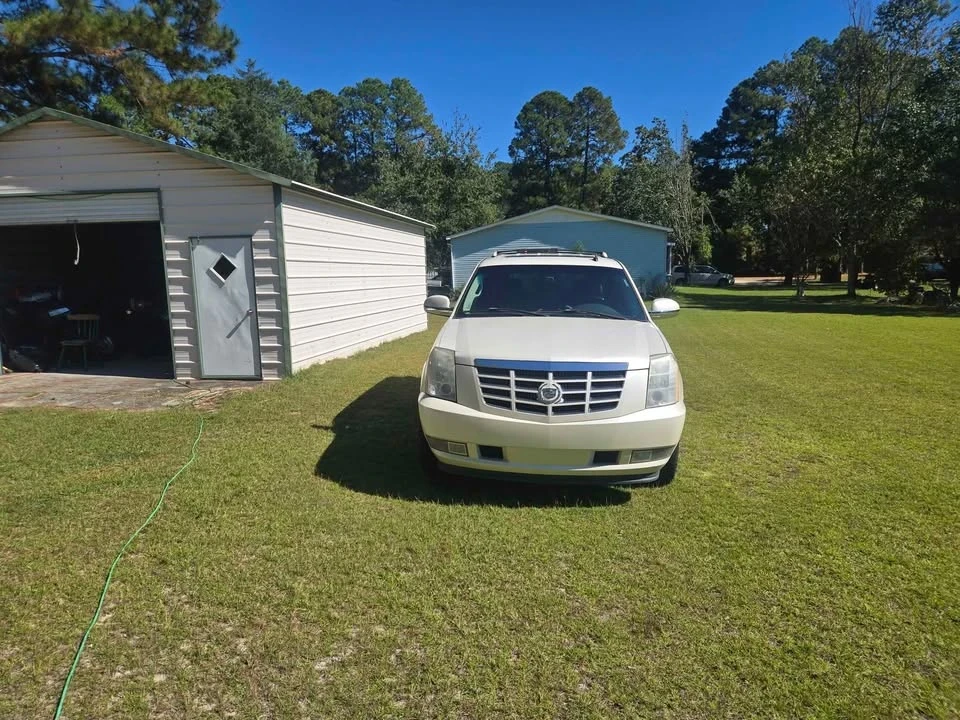 2007 Cadillac Escalade & EXT 3rd Gen - Image 4 of 10